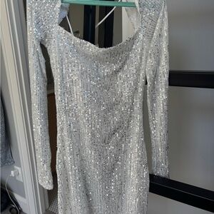 Lucy in the Sky Silver Sequin Bodycon Long Sleeve Cocktail Dress